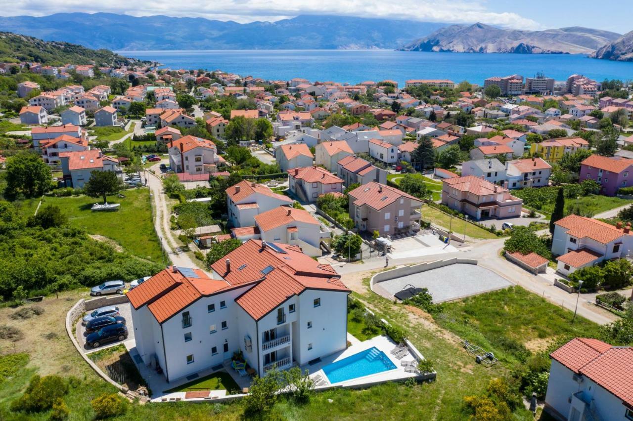 Bed & Breakfast Dosen IV Baska  Exterior photo