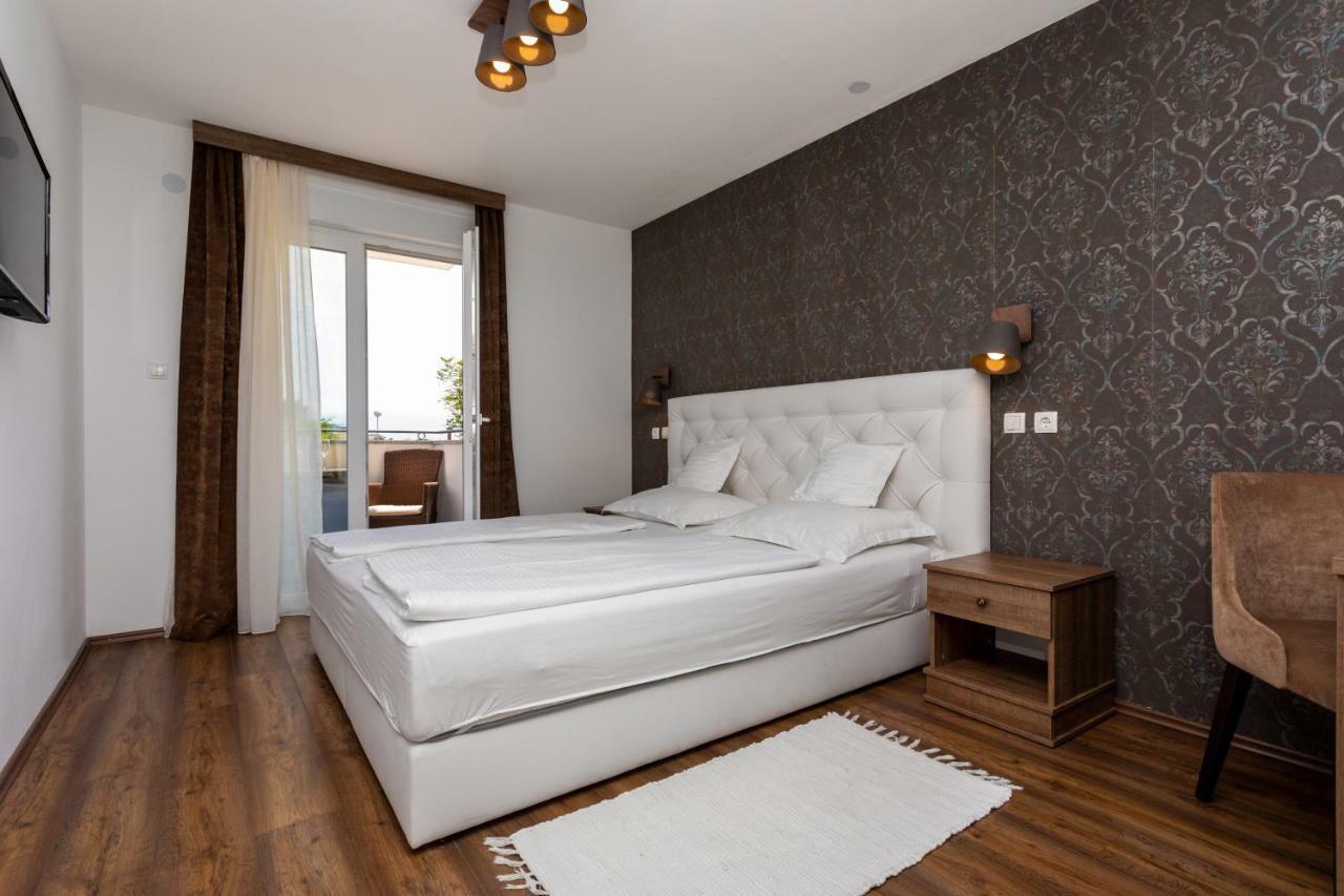 Bed & Breakfast Dosen IV Baska  Exterior photo